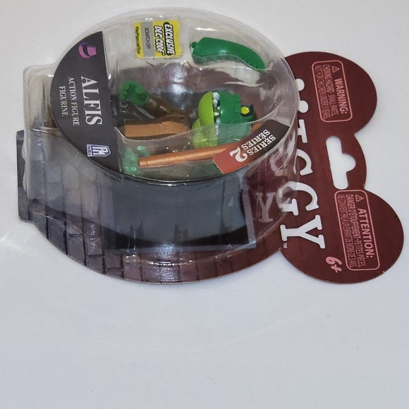 PIGGY Roblox Alfis Action Figure - Exclusive DLC Code - Series 2 - New NIP - Picture 5 of 7